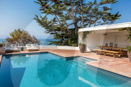 SO WOHNEN PROMIS - Kim Kardashian hat 70,4 Millionen Dollar für Cindy Crawfords Haus in Malibu hingeblättert