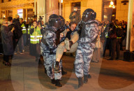 Russia Arrests Hundreds At Anti-War Protests