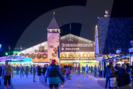 NEWS - Abendliche Impressionen vom Oktoberfest in München