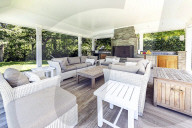 Alec Baldwin Puts Up For Sale His Hamptons Home For $29 Million Dollars