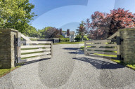 Alec Baldwin Puts Up For Sale His Hamptons Home For $29 Million Dollars