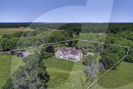 Alec Baldwin Puts Up For Sale His Hamptons Home For $29 Million Dollars