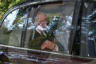 ROYALS -  König Charles III und Camilla nehmen am Gottesdienst in der Crathie Kirk in Balmoral teil
