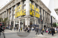 ‘Tourists want to spend’: shoppers in London share views on the mini-budget