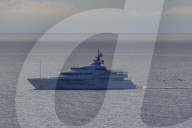 NEWS - Geleitschutz: Putins Yacht Kocatka wird von Kaliningrad nach Sankt Petersburg verlegt