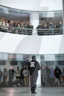 PEOPLE - Kanye West trägt ein "White Lives Matter"-Shirt in Paris
