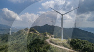NEWS -  Windturbinen auf Hüglen in Nanning, China