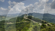 NEWS -  Windturbinen auf Hüglen in Nanning, China