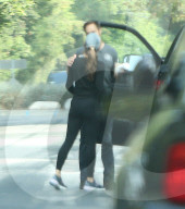 PREMIUM EXCLUSIVE Jennifer Garner and boyfriend John Miller kissing 