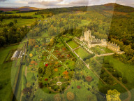FEATURE - Historisch wertvoll - Die Gärten des Schloss Drummond in Schottland