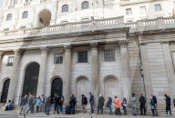 Markets and Banking crisis continues London 