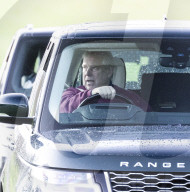 ROYALS - Ein glücklicher Prinz Andrew reitet in Windsor