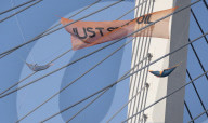 NEWS - London: Just Stop Oil-Demonstranten auf der Dartford-Brücke