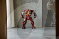 FEATURE - LEGO präsentiert das Iron Man Hulkbuster Set