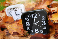 FEATURE -  Symbol: Zeitumstellung auf Winterzeit