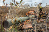 NEWS - Ukraine-Krieg: Ukrainische Mörser-Trupp in der Region Charkiw