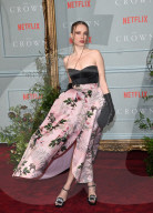 PEOPLE - Xenia Tchoumitcheva bei der 'The Crown' TV show Season 5 Premiere in London