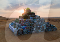 FEATURE - Ägypten bekommt eine neue Pyramide - aus Plastikflaschen, die aus dem Nil geborgen wurden