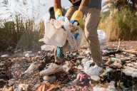 FEATURE - Ägypten bekommt eine neue Pyramide - aus Plastikflaschen, die aus dem Nil geborgen wurden