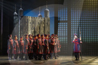The Yeomen of the Guard review - tonal uncertainties but G&S update has plenty to enjoy
