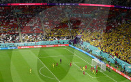 FUSSBALL-WM Katar - Eröffnungsspiel vor leeren Sitzen im Al-Bayt-Stadion