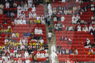 FUSSBALL-WM Katar - Eröffnungsspiel vor leeren Sitzen im Al-Bayt-Stadion