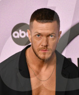 PEOPLE - 2022 American Music Awards in Los Angeles
