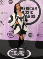 PEOPLE - 2022 American Music Awards in Los Angeles