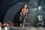 Photo : Â© Alex Mitram Sujet : Rudolf Schenker (Scorpions) Date : 2011-11-04 Lieu : France, Geneve Arena. 