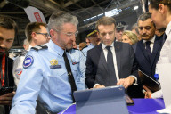 NEWS - Präsident Emmanuel Macron besucht den 104. Bürgermeisterkongress in Paris