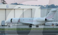 PREMIUM EXCLUSIVE Kylie Jenner arriving from Art Basel in her private jet