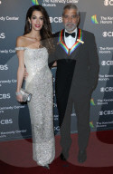 PEOPLE - Amal und George Clooney an den 45th Kennedy Center Honors in Washington