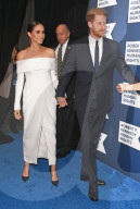 ROYALS - Prinz Harry und Meghan werden auf der Robert F. Kennedy Ripple of Hope Gala geehrt