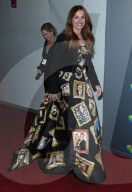 PEOPLE - Julia Roberts trägt Moschino an den Kennedy-Awards