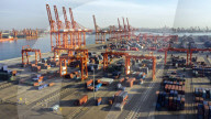 NEWS - Containerterminal im Hafen von Lianyungang in der ostchinesischen Provinz Jiangsu
