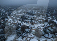 Snow falls in the south of England