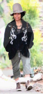 Linda Perry is seen out for a walk with her best friend Aubin Crowell in Los Angeles on December 15, 2022. 