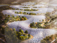 FEATURE -  Schlangenförmiges Hightech-Treibhaus soll zur Touristenattraktion in Dubai werden
