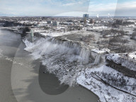 Partially frozen Niagara Falls