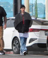 Justin Bieber Sports Baggy Denim