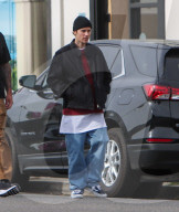 Justin Bieber Sports Baggy Denim