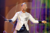 PEOPLE - DJ BoBo in der Silvestershow 'Celebrate at the Gate - Willkommen 2023' am Brandenburger Tor