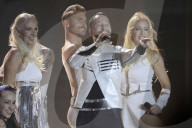 PEOPLE - DJ BoBo in der Silvestershow 'Celebrate at the Gate - Willkommen 2023' am Brandenburger Tor