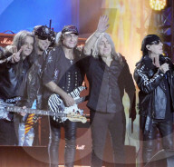 Andrea Kiewel, Pawel Maciwoda, Rudolf Schenker, Matthias Jabs, Mikkey Dee, Klaus Meine,  Johannes B. Kerner 