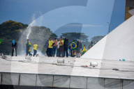 NEWS - Brasilia: Bolsonaro- Anhänger stürmen Präsidentenpalast
