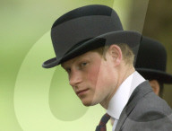 ROYALS - Zu Prinz Harrys Enthüllungen: Archivilder