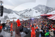 PEOPLE - Apres-Ski wie vor der Pandemie: DJ Oetzi tritt in Saalbach auf