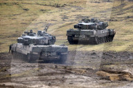 NEWS - Ein Leopard 2 A6 Kampfpanzer beim Besuch von Bundesverteidigungsminister Boris Pistorius beim Panzerbataillon 203