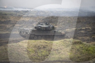 NEWS - Ein Leopard 2 A6 Kampfpanzer beim Besuch von Bundesverteidigungsminister Boris Pistorius beim Panzerbataillon 203