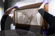 FEATURE - Die letzten Objekte werden für die Ausstellung "Donatello: Sculpting the Renaissance" im V&A, London, aufgestellt